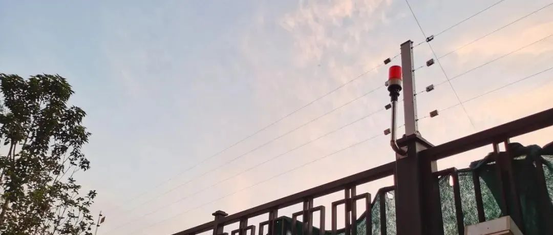 在海拔3700米高原裝電子圍欄是什么體驗(yàn)？ 打卡西藏第一條電氣化鐵路(圖26)